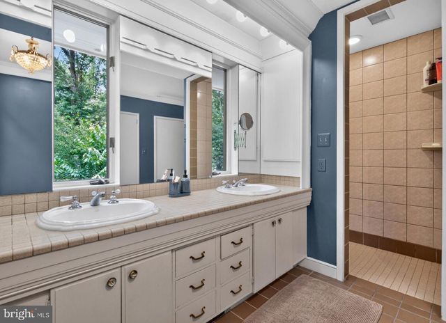 1118 ORCHARD WAY, Silver Spring, MD 20904