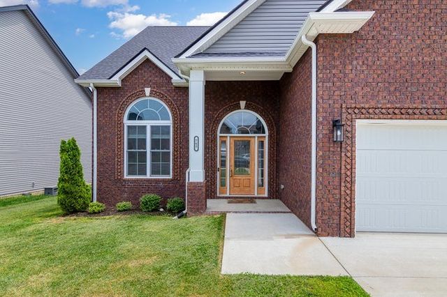 765 Buffalo Ford Dr, Clarksville, TN 37042