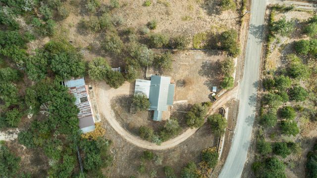 212 Thousand Oaks DR, Cedar Creek, TX 78612