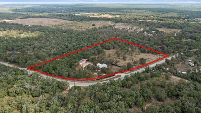 212 Thousand Oaks DR, Cedar Creek, TX 78612