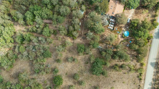 212 Thousand Oaks DR, Cedar Creek, TX 78612