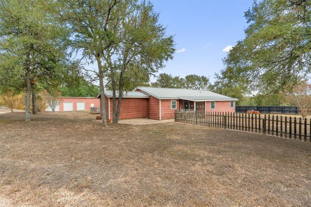 212 Thousand Oaks DR, Cedar Creek, TX 78612