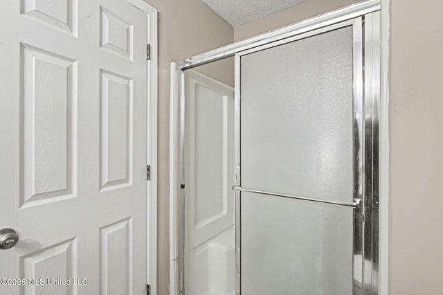 5364 W Payton Drive, Southaven, MS 38671