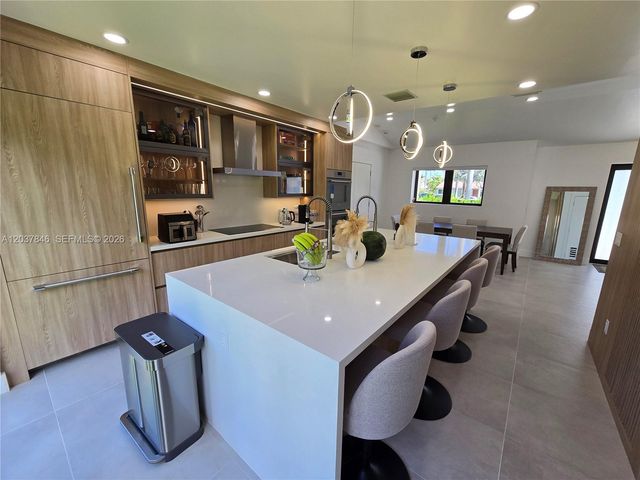 1141 Hollywood Boulevard, Hollywood, FL 33019