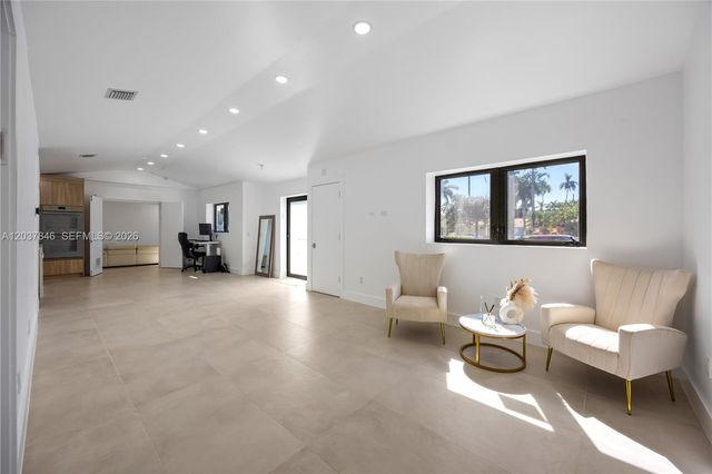 1141 Hollywood Boulevard, Hollywood, FL 33019