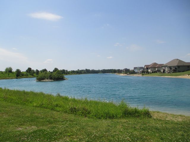 2817 Ninovan Lane, Minooka, IL 60447