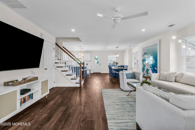 7 Ortley Avenue, Lavallette, NJ 08735
