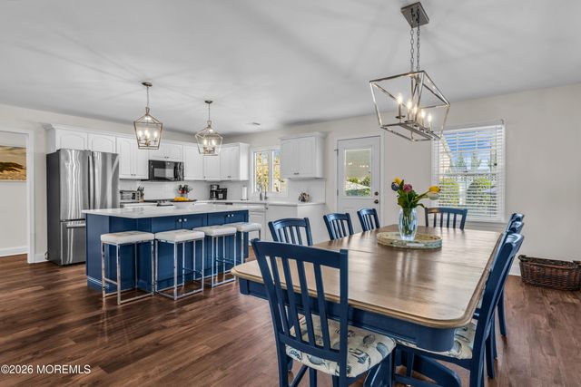 7 Ortley Avenue, Lavallette, NJ 08735