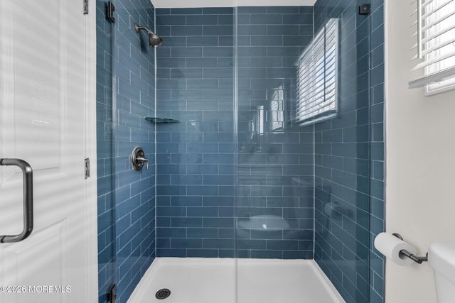 7 Ortley Avenue, Lavallette, NJ 08735
