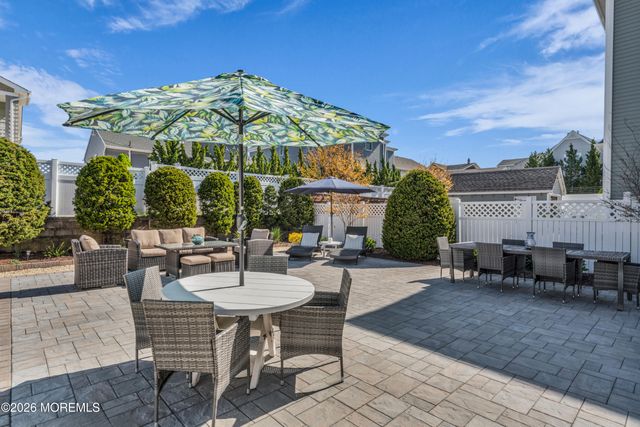 7 Ortley Avenue, Lavallette, NJ 08735