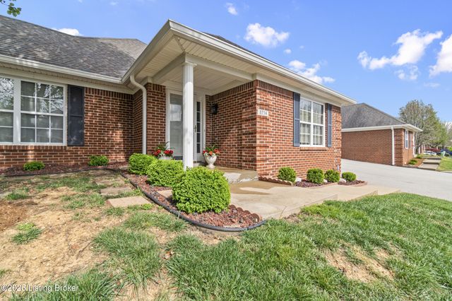 8714 Broadwood Ct, Louisville, KY 40291