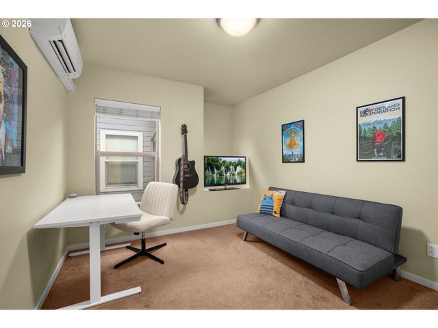 7561 N LEAVITT Ave, Portland, OR 97203