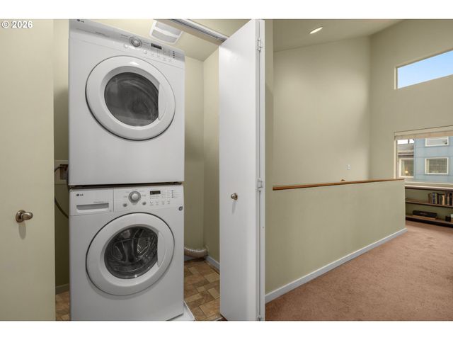 7561 N LEAVITT Ave, Portland, OR 97203