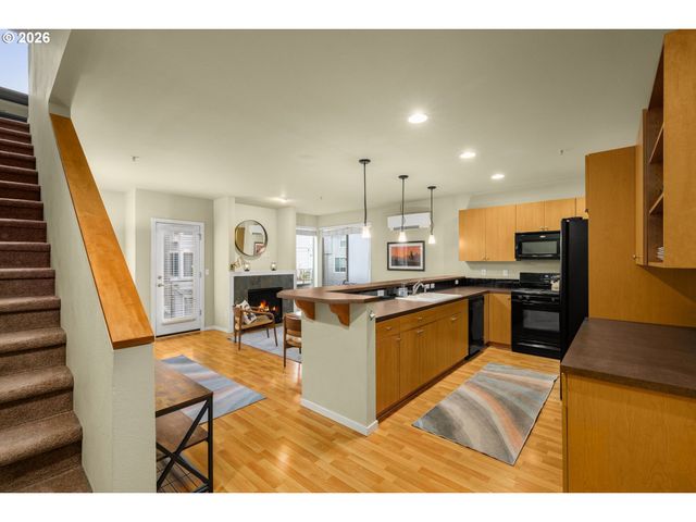 7561 N LEAVITT Ave, Portland, OR 97203