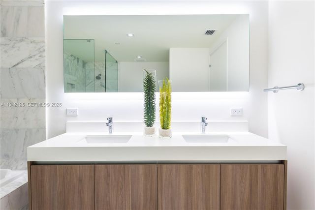 401 N Birch Rd 701, Fort Lauderdale, FL 33304