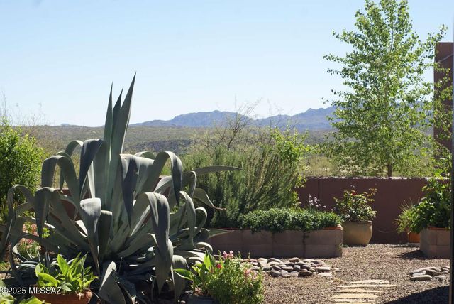 95 Camino Josefina, Rio Rico, AZ 85648