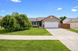 5211 W Paddington Lane, Pasco, WA 99301