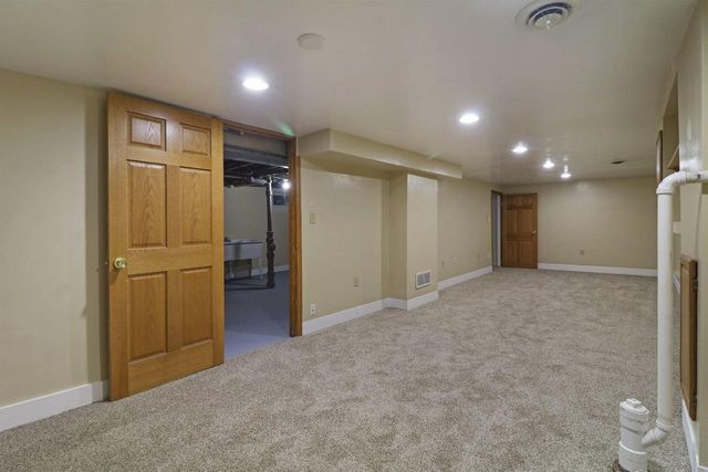 8515 17th AVENUE, Kenosha, WI 53143