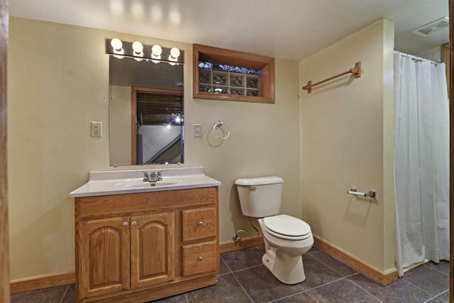 8515 17th AVENUE, Kenosha, WI 53143