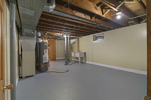 8515 17th AVENUE, Kenosha, WI 53143