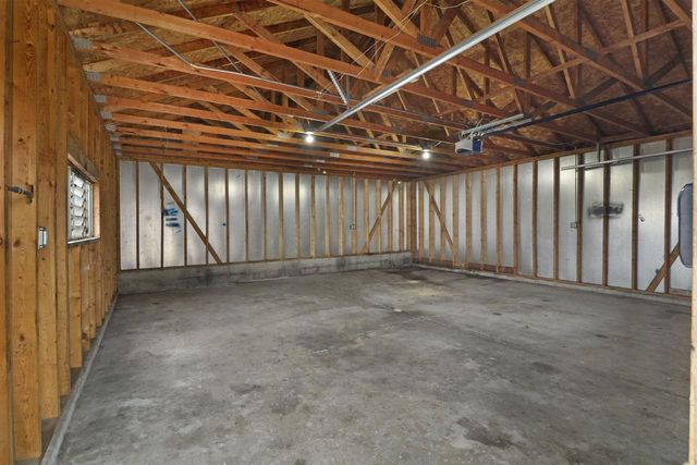 8515 17th AVENUE, Kenosha, WI 53143