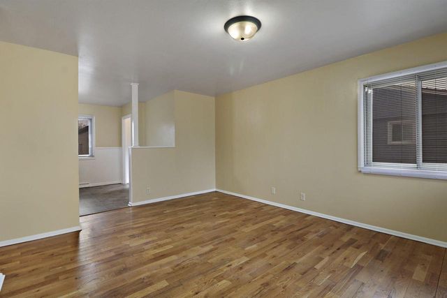 8515 17th AVENUE, Kenosha, WI 53143