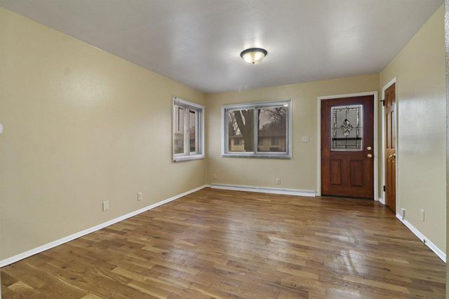 8515 17th AVENUE, Kenosha, WI 53143