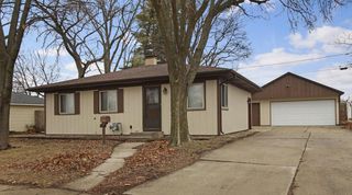 8515 17th AVENUE, Kenosha, WI 53143