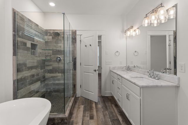 1226 Cotillion Dr, Murfreesboro, TN 37128