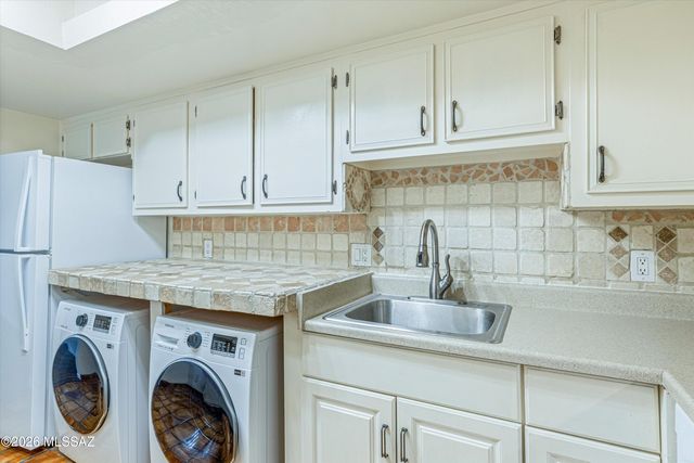 8255 N Oracle Rd Apt 105, Tucson, AZ 85704