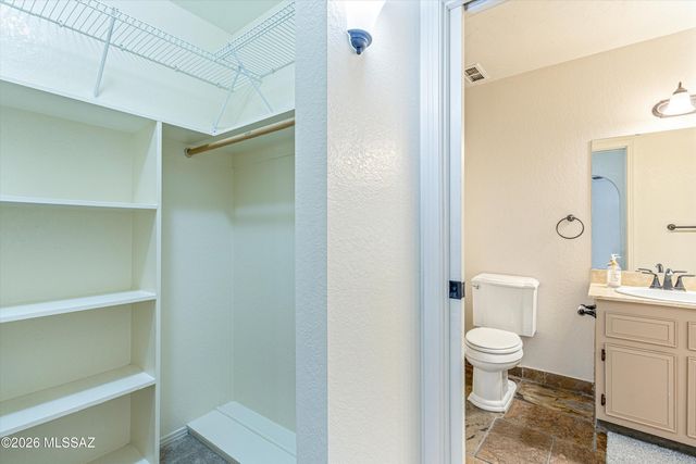 8255 N Oracle Rd Apt 105, Tucson, AZ 85704