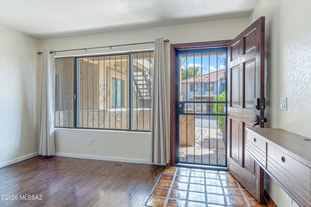 8255 N Oracle Rd Apt 105, Tucson, AZ 85704