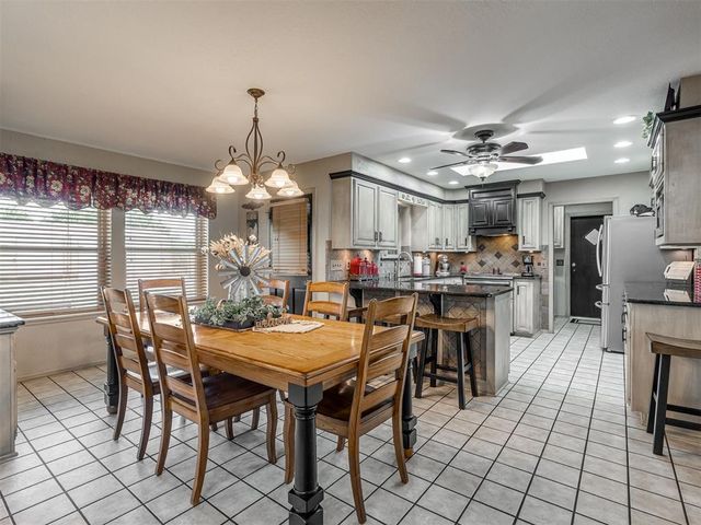 4 Cedar Lake Lane, Goldsby, OK 73093