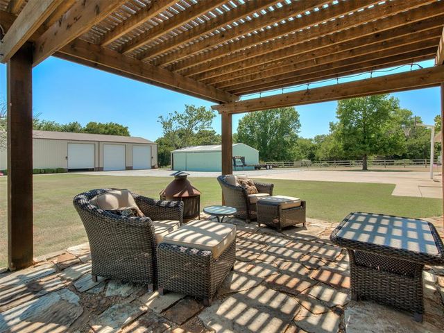 4 Cedar Lake Lane, Goldsby, OK 73093