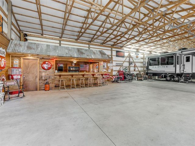 4 Cedar Lake Lane, Goldsby, OK 73093