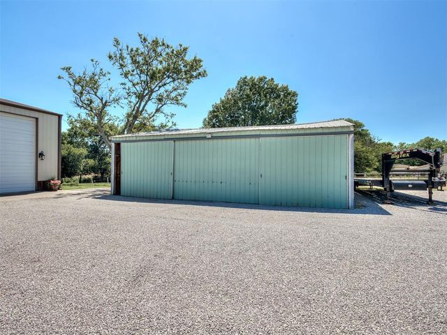 4 Cedar Lake Lane, Goldsby, OK 73093