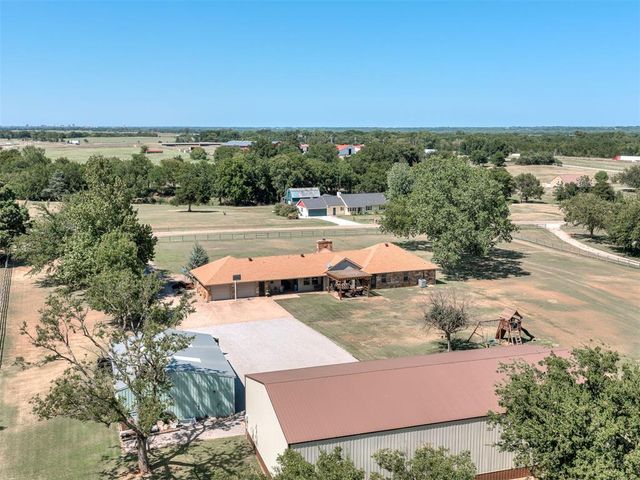 4 Cedar Lake Lane, Goldsby, OK 73093