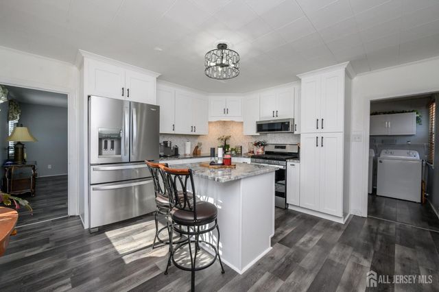 1326 Herbert Boulevard, Monroe, NJ 08094