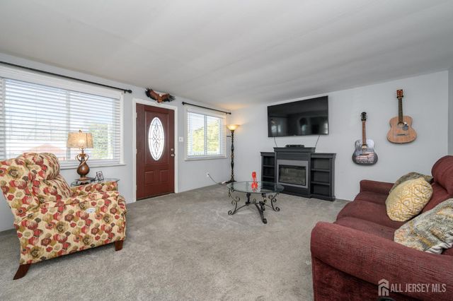 1326 Herbert Boulevard, Monroe, NJ 08094