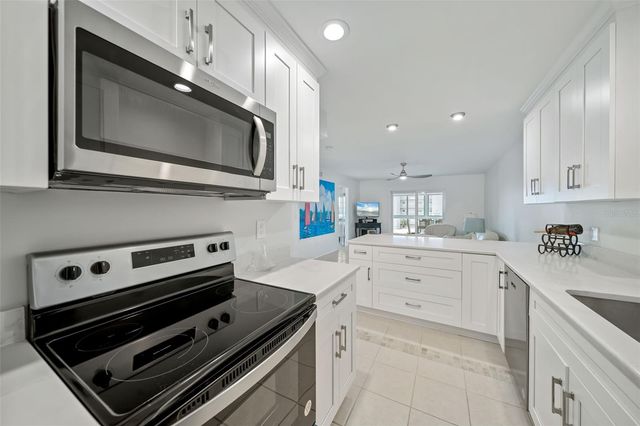 200 THE ESPLANADE N C14, Venice, FL 34285