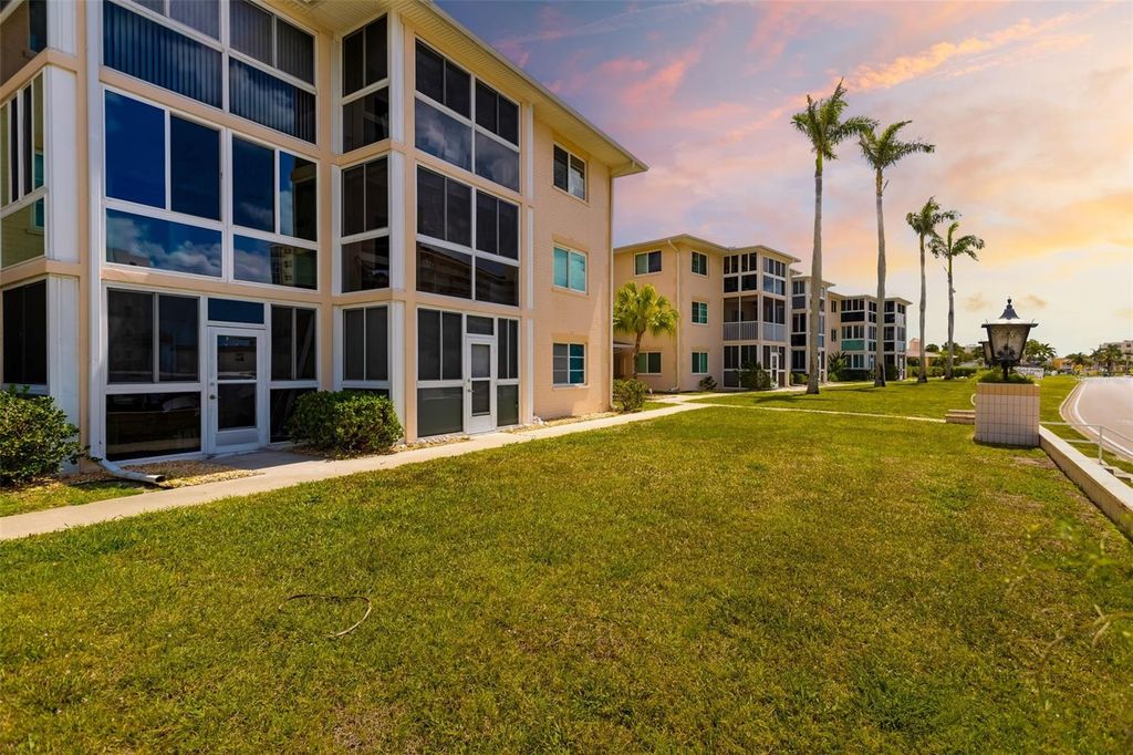 200 THE ESPLANADE N C14, Venice, FL 34285
