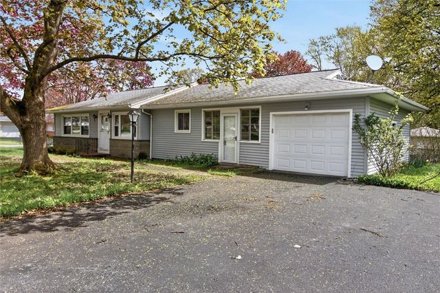 370 Lafayette Road, Irondequoit, NY 14609