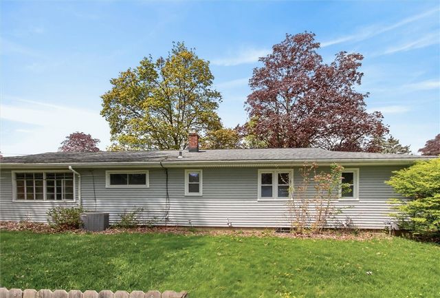 370 Lafayette Road, Irondequoit, NY 14609