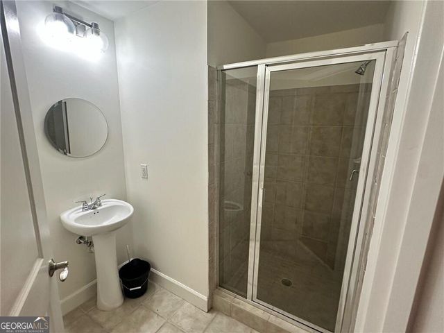 726 Cosmopolitan Drive NE, Atlanta, GA 30324