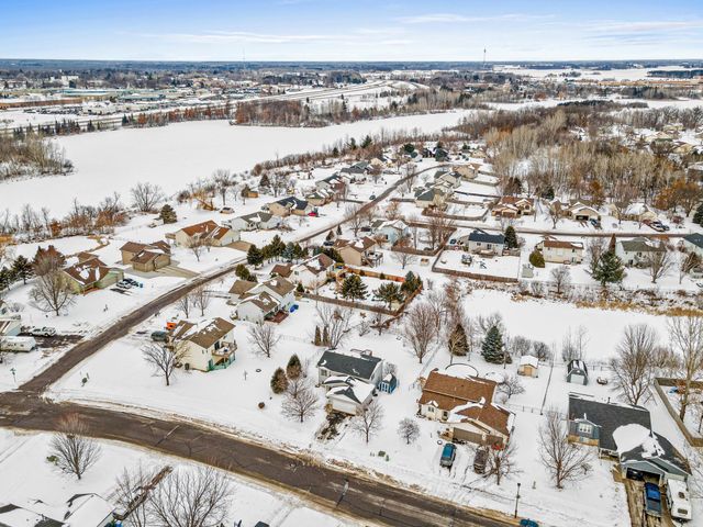 1160 Joes Lake Road SE, Cambridge, MN 55008