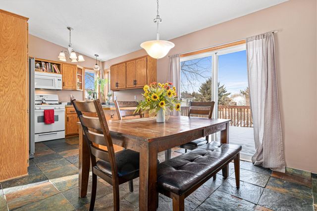 1160 Joes Lake Road SE, Cambridge, MN 55008