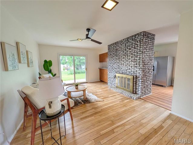 7496 Sir Lords Lane, Hazelwood, MO 63042