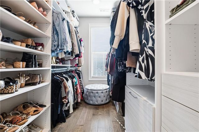 1829 La Dawn Lane NW, Atlanta, GA 30318