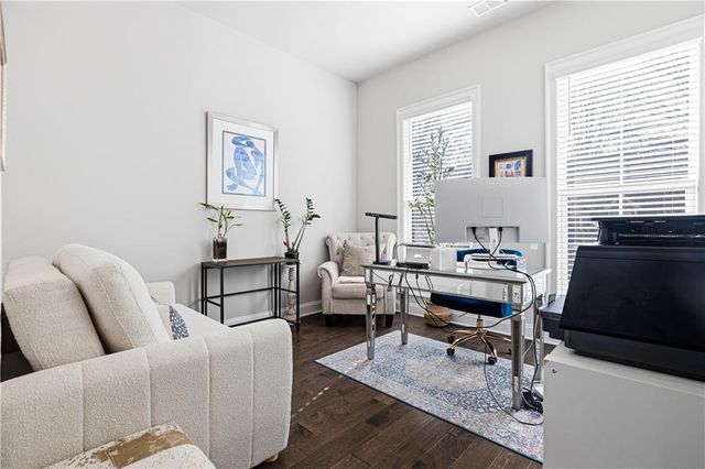 1829 La Dawn Lane NW, Atlanta, GA 30318