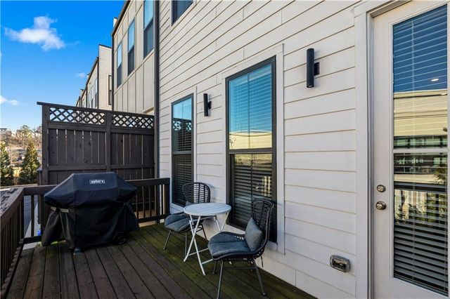 1829 La Dawn Lane NW, Atlanta, GA 30318